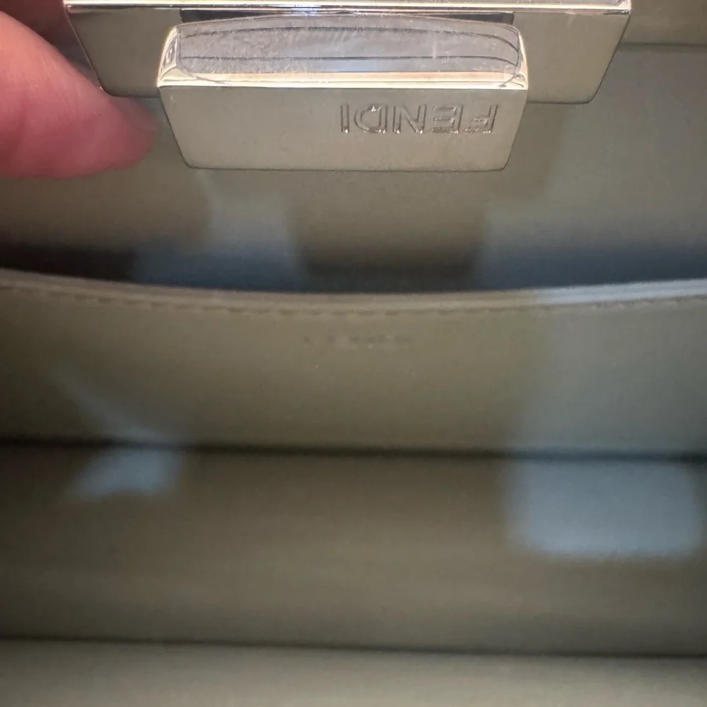 Fendi Peekaboo Cut - Picture 11 of 17